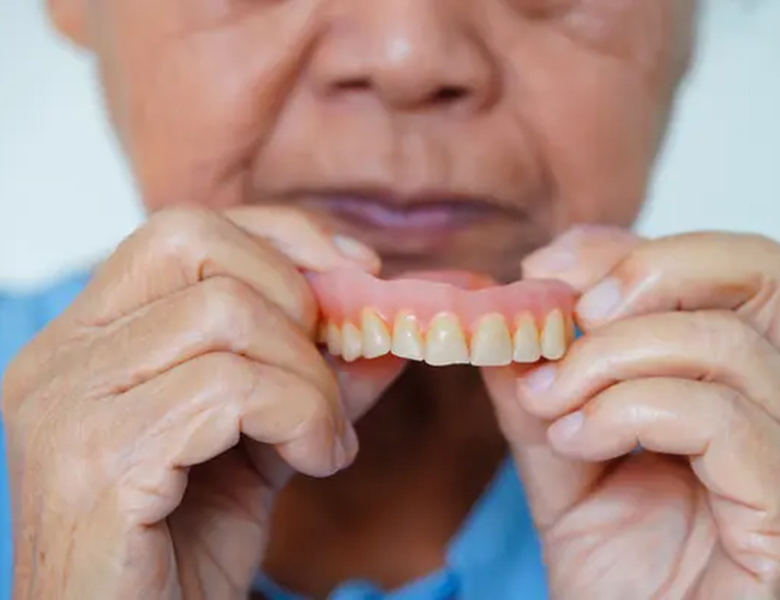 西馬込（大田区）の歯医者、なおい歯科クリニックの訪問診療